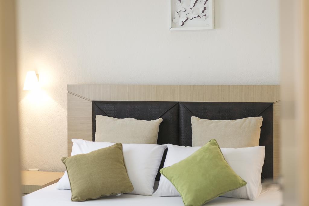 Olive Tree Apartment *